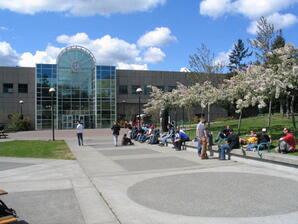 2004-04-20 Interurban Exteriors - Flowers