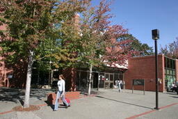 2004 Lansdowne Campus Exterior - LLC