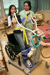 2006 Health & Human Service Registered Care Aide Program - Nursing Lab Training