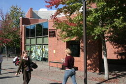 2004 Lansdowne Campus Exterior - LLC