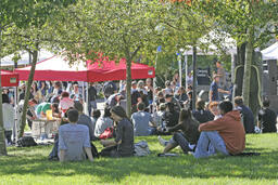 2006 Cam Fest at Interurban Campus - Crowd