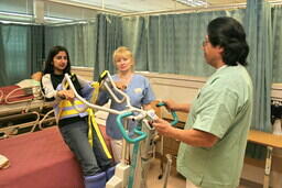 2006 Health & Human Service Registered Care Aide Program - Nursing Lab Training